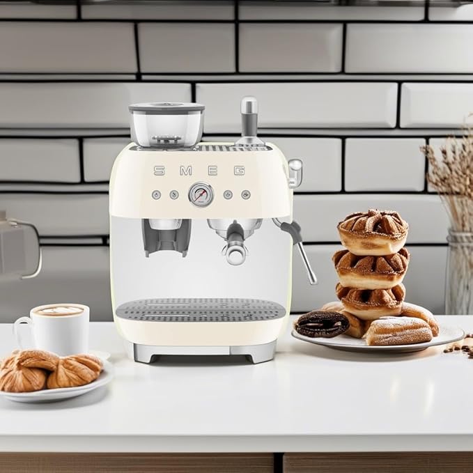 Smeg EGF03 Semi-Automatic Espresso Machine with Built-In Grinder, Dual Thermoblock, 50’s Retro Style – Cream (120 V)