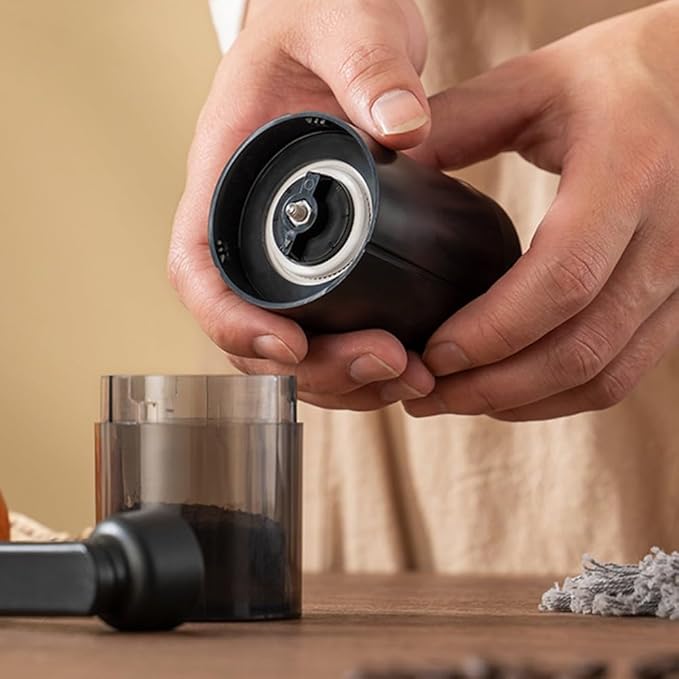 Adjustable electric portable coffee grinder for coffee beans and spices, compact and lightweight for fresh For grinding anywhere, anytime (black)