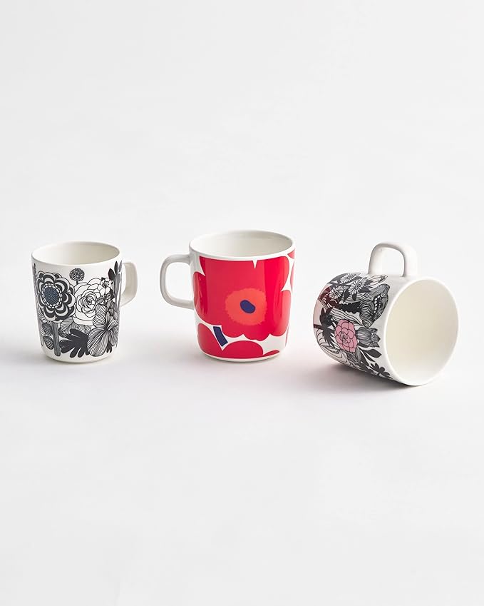 MARIMEKKO Oiva Unikko Stoneware Mug (Red) — Refine Your Kitchen Décor with Our Iconic Stoneware — Stylish Porcelain Coffee Mug for Morning Brews and Cozy Evenings (8.8oz)