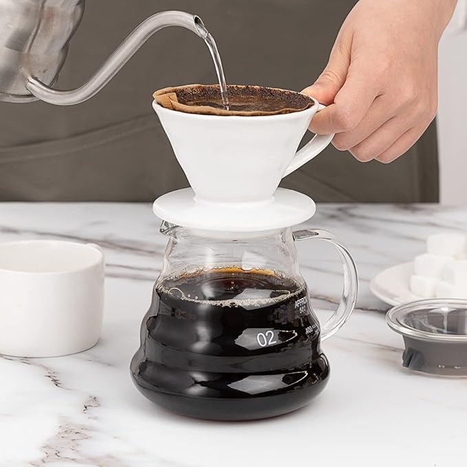 Restaurantware Restpresso 22 Ounce Coffee Carafe 1 Insulated Coffee Server - Push-Button Top Wide Spout Clear Glass Coffee Pitcher Built-In Handle Leakproof